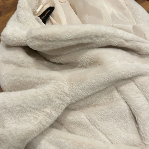 Women’s medium very clean outerwear jacket - Picture 7 of 8